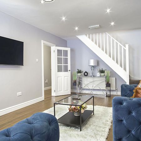 Luxe 5 Bed Bungalow In Snodland, Medway, Kent 外观 照片