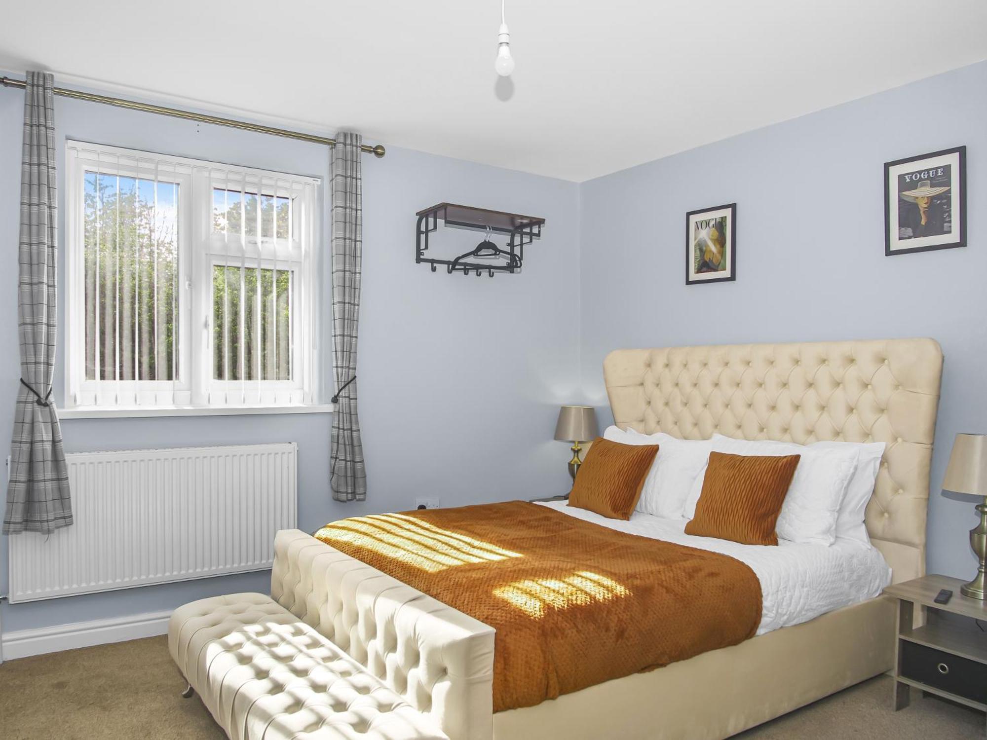 Luxe 5 Bed Bungalow In Snodland, Medway, Kent 外观 照片