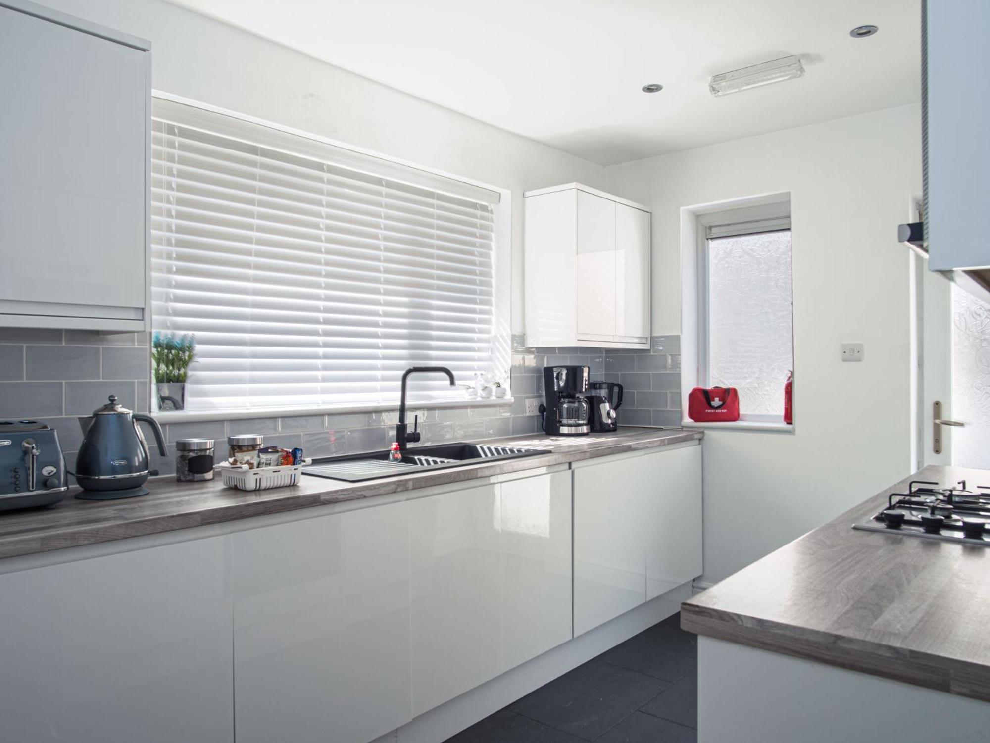 Luxe 5 Bed Bungalow In Snodland, Medway, Kent 外观 照片