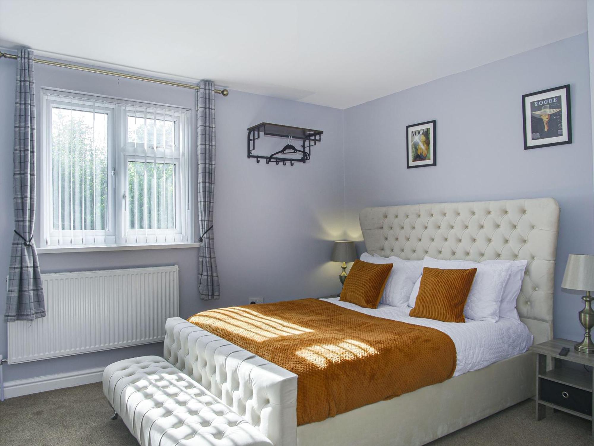 Luxe 5 Bed Bungalow In Snodland, Medway, Kent 外观 照片